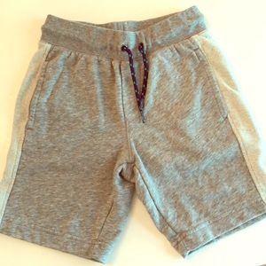 Kids Old Navy Sweat Shorts Size 6-7 Pair 2